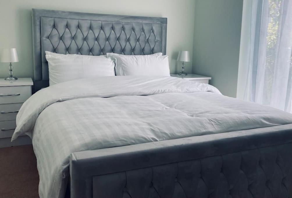 Ormeau Road Stylish Double Bedroom Luxury Apartment Belfast Dış mekan fotoğraf